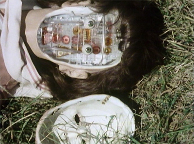 Sarah Jane just needs a moment to put her face on...