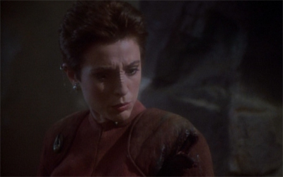 I knew those shoulder pads were functional...