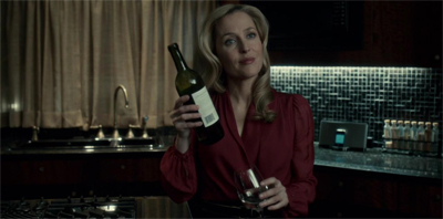 Now I see how DuMaurier keeps her composure.