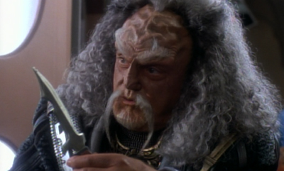 Fun fact: Koloth uses the same knife for disembowelling and cake-cutting.