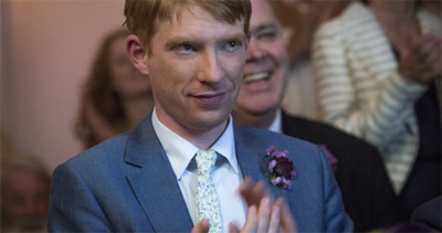 Clap your hands if you believe...