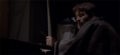 Mulder goes undercover...