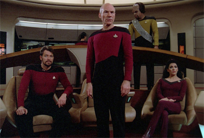 That said, I would totally watch a sit-com with this cast.