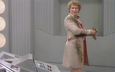 (Out)fit to be forget?