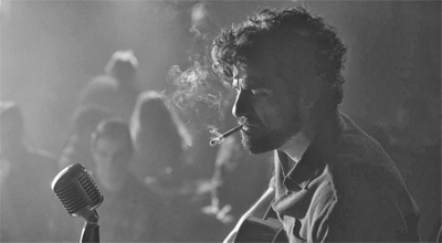 Sing when you're winning... ... or when you're not...