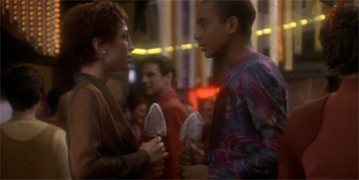 Kira is reluctant to tell Jake where he can (jumja) stick it...