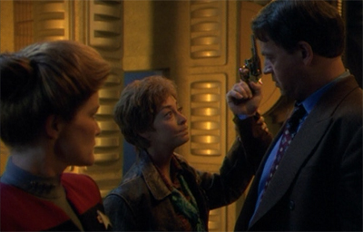 She's all (Ear)hart...