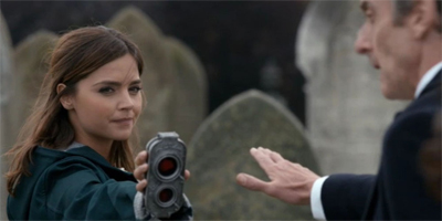 Their relationship disintegrates...