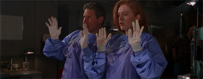 This could be a case for Mulder and Scully...