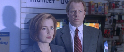 "Don't worry. We've got a plan in case David Duchovny doesn't re-up at the end of the seventh season."