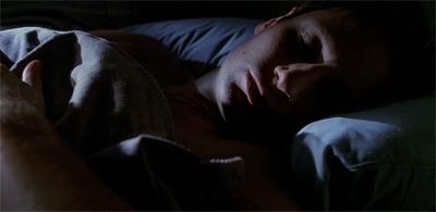 See, Mulder! Beds aren't so bad!