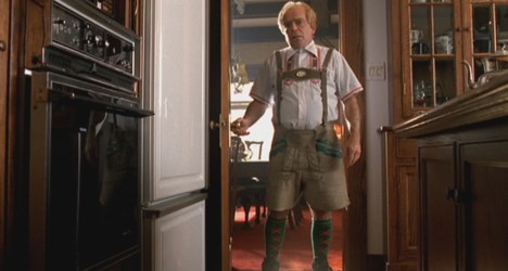 It's like a nerdy version of Wiseguy.