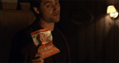 Everybody chips in...