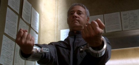 Put your hands together for Mister Brent Spiner.