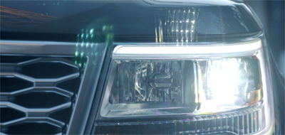 Obligatory Ford product placement scene.