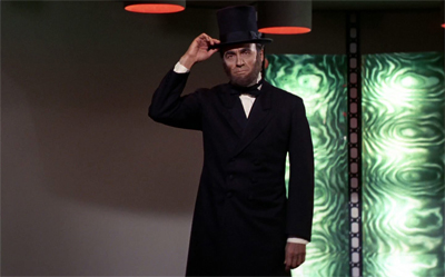 tos-thesavagecurtain7